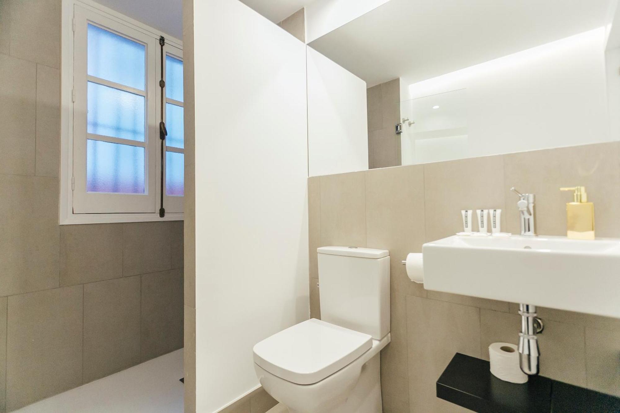 Decorated And Renovated- 2Bd 2Bth- Center Leilighet Sevilla Eksteriør bilde